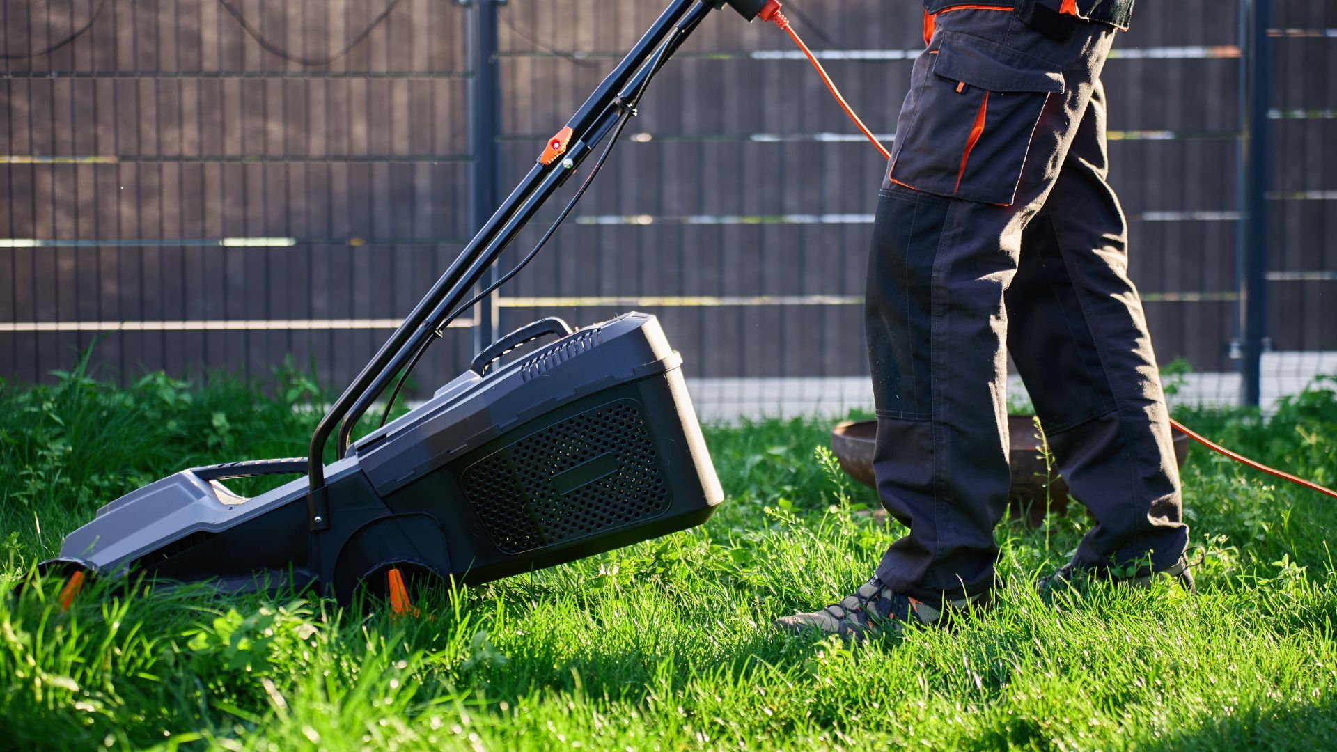 $75K Revenue Lawn Care & Snow Plowing Business | 365 Recurring Clients